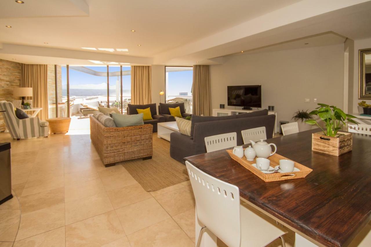 Apartment A Upper Deck Plettenbergbaai Buitenkant foto