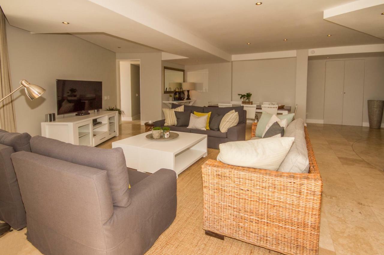 Apartment A Upper Deck Plettenbergbaai Buitenkant foto